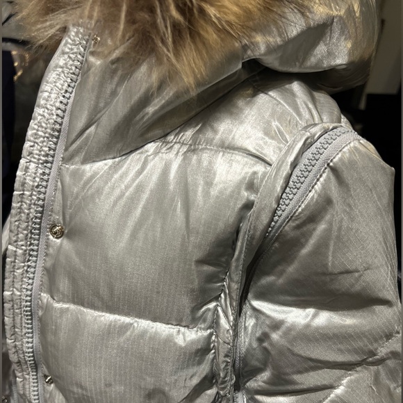 Andrew Marc Silver Puffer Jacket with Faux Fur Hood - Picture 15 of 16